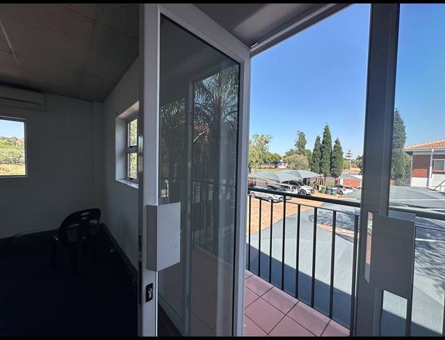 64M² OFFICE TO LET IN CENTURION CENTRAL